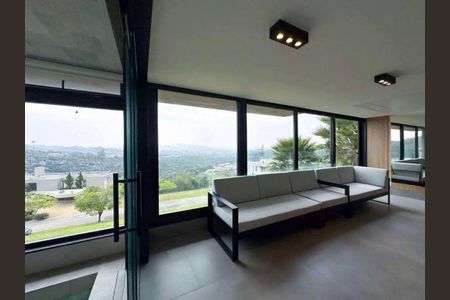 Casa à venda com 541m², 4 quartos e 6 vagas