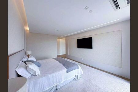 Casa à venda com 541m², 4 quartos e 6 vagas