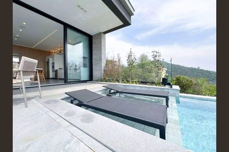 Casa à venda com 541m², 4 quartos e 6 vagas
