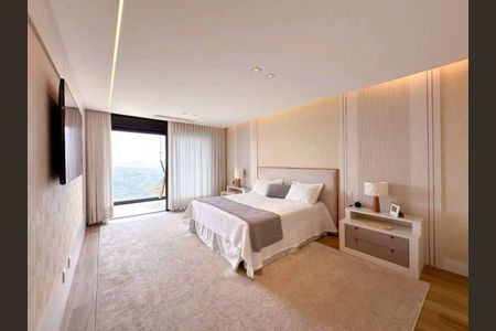 Casa à venda com 541m², 4 quartos e 6 vagas
