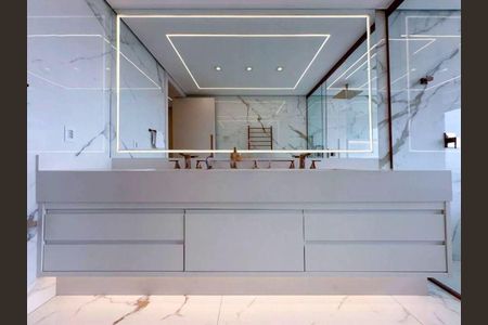 Casa à venda com 541m², 4 quartos e 6 vagas