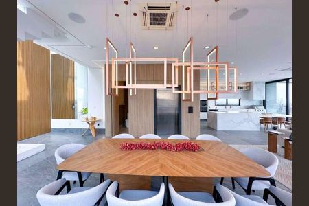 Casa à venda com 541m², 4 quartos e 6 vagas
