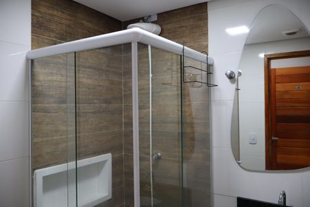 Banheiro de apartamento para alugar com 1 quarto, 32m² em Chácara Belenzinho, São Paulo