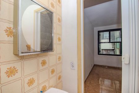 Apartamento à venda com 70m², 2 quartos e sem vagaBanheiro