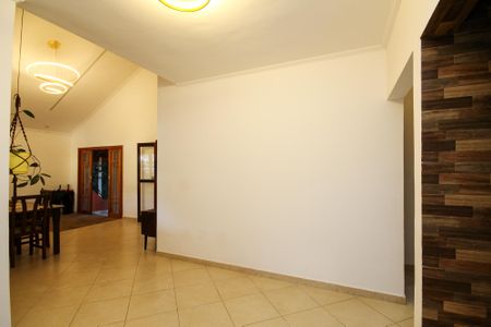 Casa de condomínio para alugar com 250m², 6 quartos e 4 vagasHall
