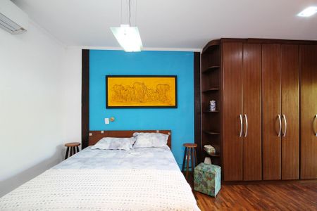 Casa de condomínio para alugar com 250m², 6 quartos e 4 vagasSuíte 1