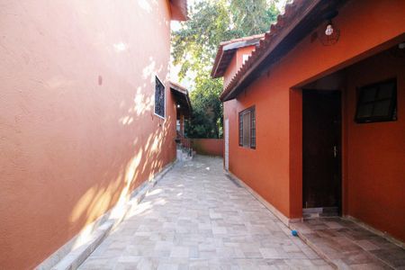 Casa de condomínio para alugar com 250m², 6 quartos e 4 vagasÁrea Externa