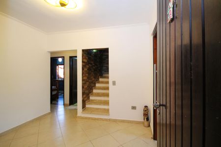 Casa de condomínio para alugar com 250m², 6 quartos e 4 vagasEntrada