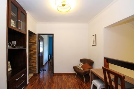 Casa de condomínio para alugar com 250m², 6 quartos e 4 vagasCorredor Suítes