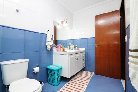 Casa de condomínio para alugar com 250m², 6 quartos e 4 vagasBanheiro Suíte 1