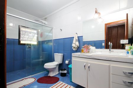 Casa de condomínio para alugar com 250m², 6 quartos e 4 vagasBanheiro Suíte 1