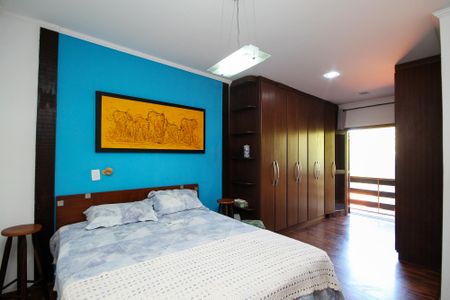 Casa de condomínio para alugar com 250m², 6 quartos e 4 vagasSuíte 1