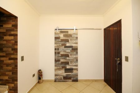 Casa de condomínio para alugar com 250m², 6 quartos e 4 vagasHall