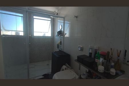 Banheiro  de apartamento à venda com 2 quartos, 60m² em Casa Verde, São Paulo