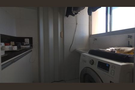 Apartamento à venda com 60m², 2 quartos e 1 vagaÁrea de Serviço