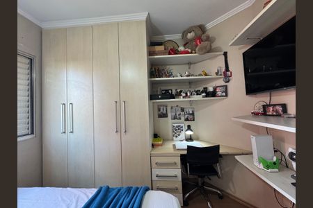 Apartamento à venda com 70m², 3 quartos e 1 vagaQuarto 2