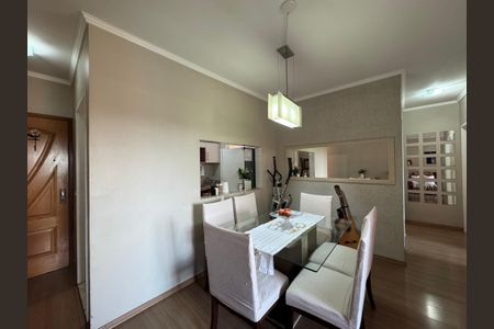 Apartamento à venda com 70m², 3 quartos e 1 vagaSala