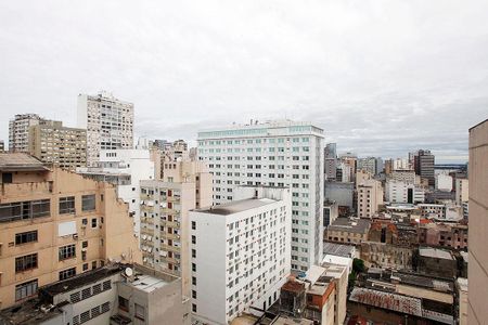 Apartamento à venda com 78m², 3 quartos e sem vagaCozinha + Área de Serviço Vista