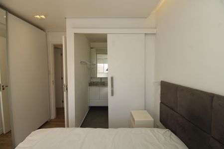 Apartamento para alugar com 71m², 2 quartos e 2 vagasSuíte