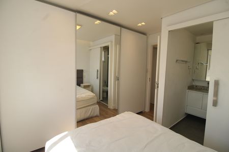 Apartamento para alugar com 71m², 2 quartos e 2 vagasSuíte