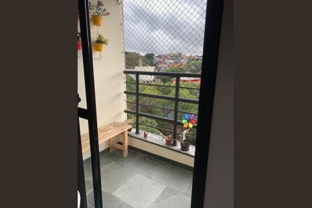 Apartamento à venda com 64m², 3 quartos e 1 vagaVaranda