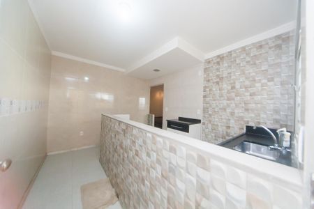 Casa para alugar com 60m², 2 quartos e 2 vagas Casa para alugar com 60m², 2 quartos e 2 vagasCozinha