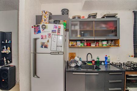 Apartamento para alugar com 42m², 2 quartos e 1 vaga Apartamento para alugar com 42m², 2 quartos e 1 vagaCozinha e Área de Serviço