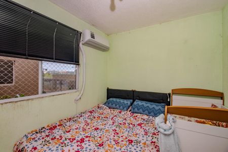 Quarto 1 de apartamento para alugar com 2 quartos, 42m² em Jardim Dona Leopoldina, Porto Alegre