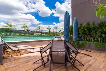 Apartamento para alugar com 60m², 2 quartos e 1 vagaÁrea comum - Piscina