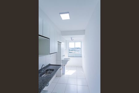 Apartamento para alugar com 38m², 2 quartos e sem vagaCozinha e Área de Serviço