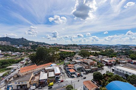 Vista Sala de apartamento para alugar com 2 quartos, 38m² em Jardim Bandeirantes, São Paulo
