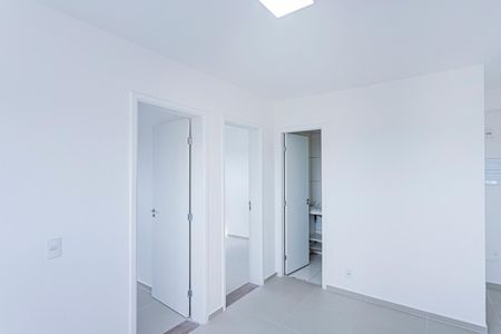 Sala de apartamento para alugar com 2 quartos, 38m² em Jardim Bandeirantes, São Paulo