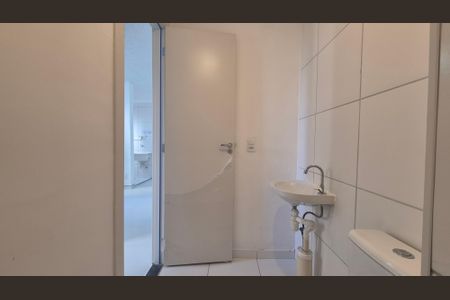 Apartamento para alugar com 37m², 2 quartos e sem vagaBanheiro