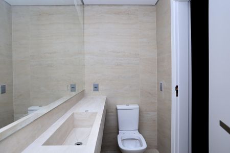 Apartamento para alugar com 109m², 3 quartos e 2 vagas Apartamento para alugar com 109m², 3 quartos e 2 vagasBanheiro da Suíte