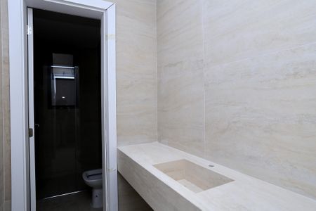 Apartamento para alugar com 109m², 3 quartos e 2 vagas Apartamento para alugar com 109m², 3 quartos e 2 vagasBanheiro da Semi Suíte