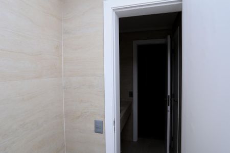 Apartamento para alugar com 109m², 3 quartos e 2 vagas Apartamento para alugar com 109m², 3 quartos e 2 vagasBanheiro da Semi Suíte