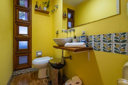 Casa para alugar com 430m², 6 quartos e 2 vagasCasa 1 - Lavabo