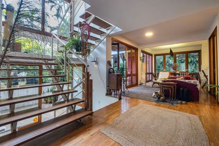 Casa 1 - Sala 1 de casa para alugar com 6 quartos, 430m² em Sumarezinho, São Paulo