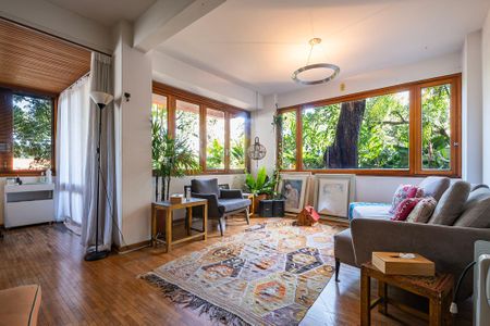 Casa para alugar com 430m², 6 quartos e 2 vagasCasa 1 - Sala 2