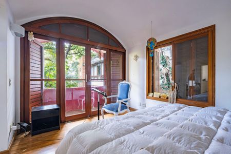 Casa para alugar com 430m², 6 quartos e 2 vagasCasa 1 - Suíte