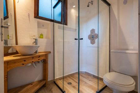Casa para alugar com 430m², 6 quartos e 2 vagasCasa 2 - Banheiro
