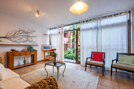 Casa para alugar com 430m², 6 quartos e 2 vagasCasa 2 - Sala