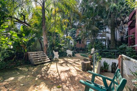 Casa para alugar com 430m², 6 quartos e 2 vagasQuintal