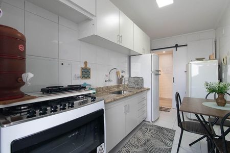 Apartamento para alugar com 70m², 3 quartos e 1 vagaCozinha e Área de Serviço