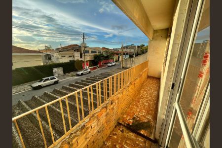 Casa à venda com 120m², 3 quartos e 2 vagasVaranda