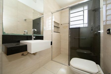 Apartamento à venda com 60m², 2 quartos e sem vagaBANHEIRO