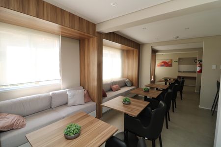 Apartamento à venda com 32m², 2 quartos e sem vagaÁrea comum - Salão de festas