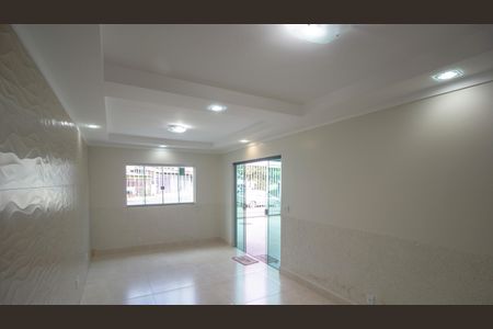 Casa para alugar com 2 quartos, 120m² em Qr 208, Brasília
