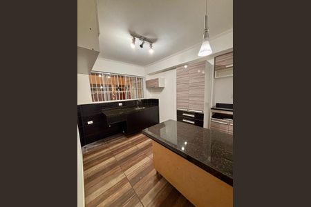 Apartamento à venda com 101m², 3 quartos e sem vagaCozinha