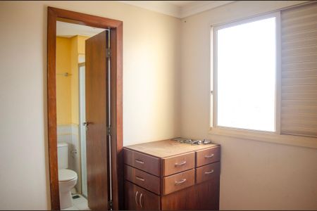 Apartamento para alugar com 164m², 4 quartos e 3 vagas